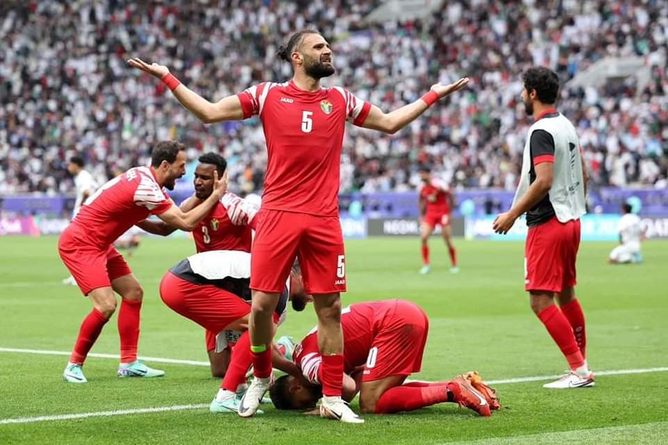 المنتخب الأردني يصنع التاريخ ويتأهل إلى نصف نهائي كأس آسيا